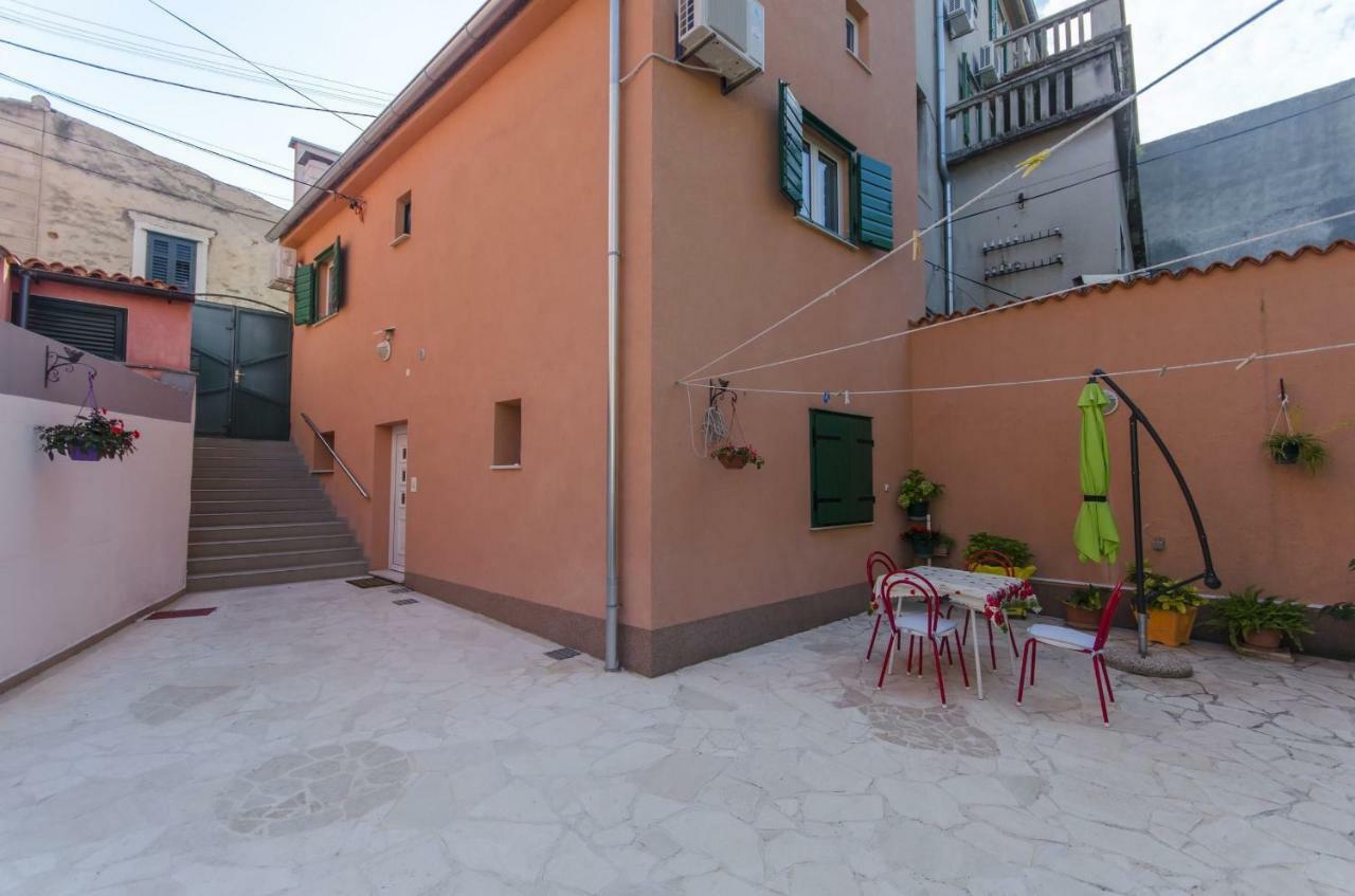 Villa House Poets Street In Old Šibenik Exterior foto